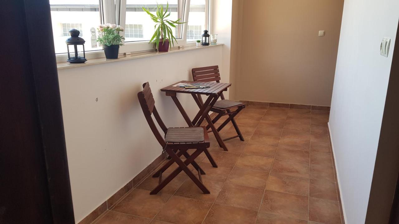 Vegvar Delux Apartman Gyula Exterior foto