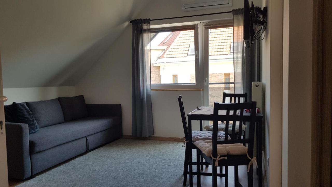 Vegvar Delux Apartman Gyula Exterior foto